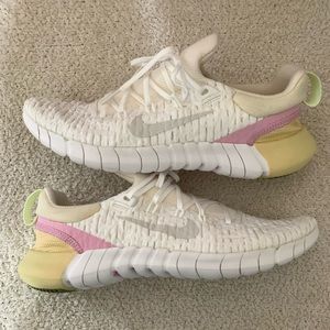Women's Road Running Shoes | Nike Free Run 5.0 size 7.5
